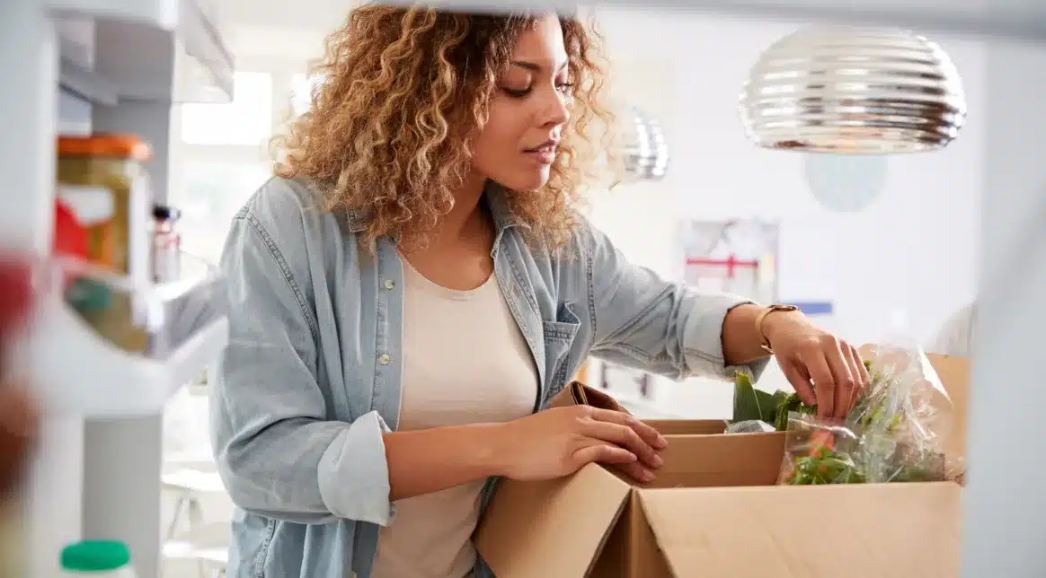temperature controlled packaging